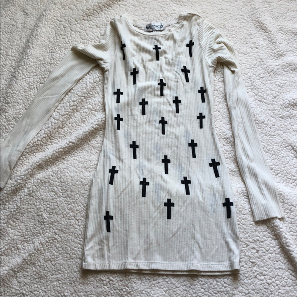 White cross patterned dress